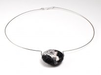 Collar "Small soft stone-black""